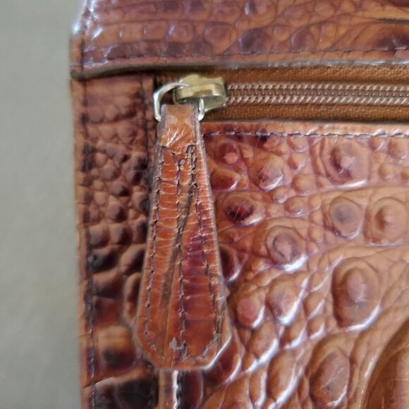 Brahmin Pecan Brown Leather Alligator Croc Embossed Bifold Wallet Zip Pockets - Picture 10 of 13
